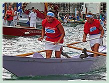 Gloria Rogliani et Debora Scarpa à la Regata des Mascarete à la Regata Storica de Venise 2008