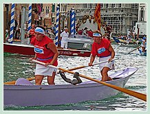 Gloria Rogliani et Debora Scarpa à la Regata des Mascarete à la Regata Storica de Venise 2008
