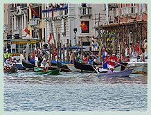 La Regata des Mascarete à la Regata Storica, la régate historique de Venise 2008