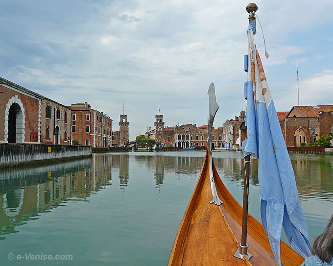 La Disdotona dans l'Arsenal de Venise