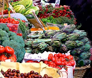 Le marché de l'Erberia où les légumes deviennent des fruits