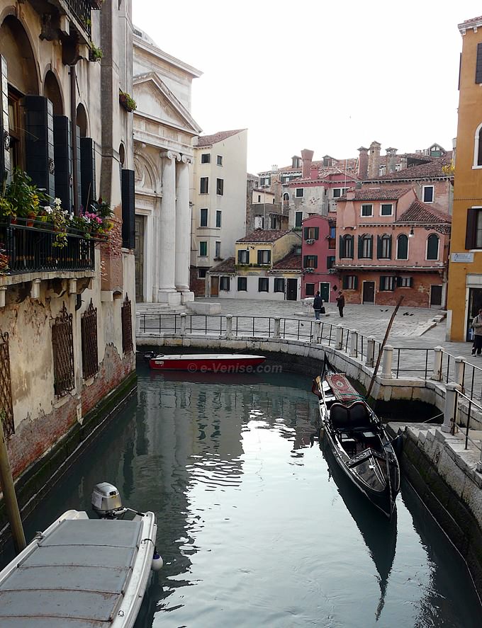 Le Campo et l'église de la Madalena dans le Cannaregio
