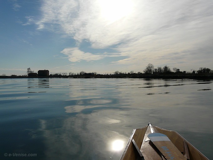 lagune de venise en sandolo