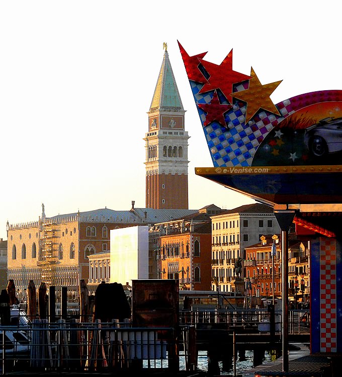 le campanile de saint marc manege fete Venise