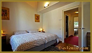 La seconde chambre du 1er étage de la maison San Giobbe Bosello à Venise.