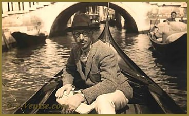 Igor Stravinsky à Venise en 1925 Igor Stravinsky à Venise en 1925