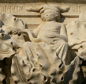 Palais des Doges - Sculpture chapiteaux inférieurs