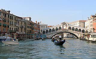Le Pont du Rialto, majestueux et unique !