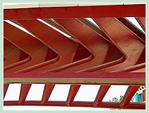 Détail de la structure métallique du Pont Calatrava Constitution à Venise