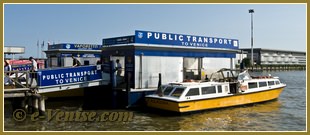 L'embarcadère des bateaux Alilaguna à l'Aéroport Marco Polo de Venise