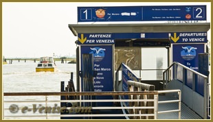 L'embarcadère des bateaux Alilaguna à l'Aéroport Marco Polo de Venise