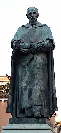 Statue de Paolo Sarpi