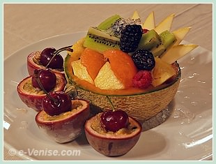 Dessert aux Fruits à la Taverna la Fenice