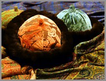 Chapeaux en velours et fourrure Colorcasa à Venise