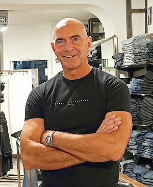 Roberto Fagarazzi, le très sympathique et sportif patron de Queen of Casablanca Pret à Porter à Venise