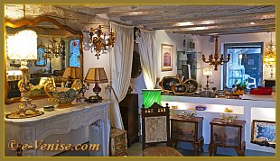 Antiquités et beaux objets ad un passo dai Miracoli à Venise Antiquités et beaux objets ad un passo dai Miracoli à Venise