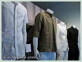 Les Vêtements Queen of Casablanca à Venise